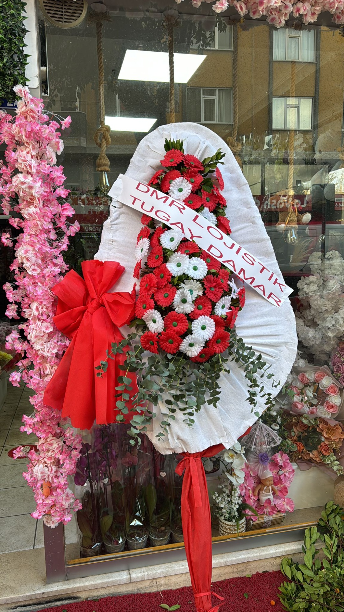 Çelenk Ayaklı Gerbera Yapay